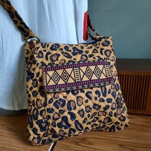 MaggieB NWOT bag